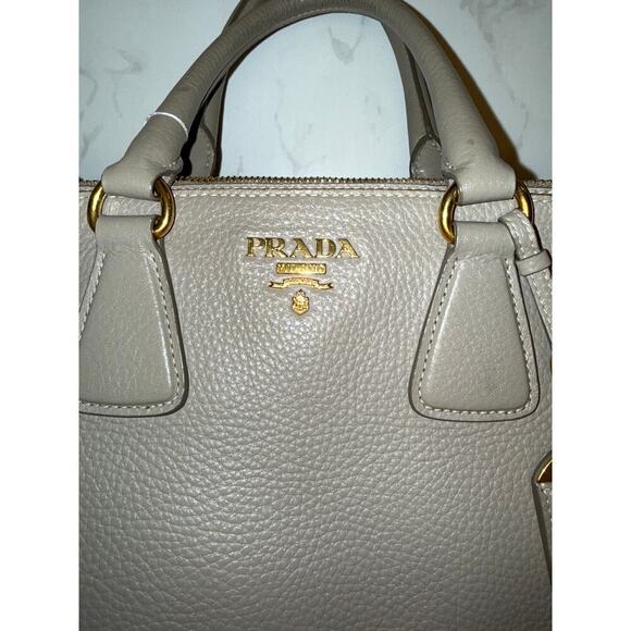 Prada Vitello Daino Double-Handle Tote in Talco - Picture 5 of 12